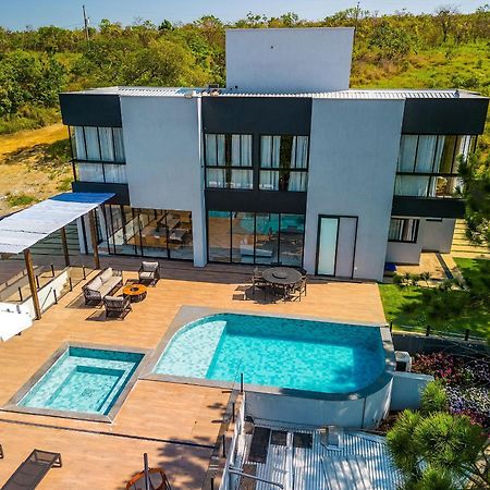 Pousada Com Piscina, Jacuzzi E Com Vista Em Capitolio - Casa Decore المظهر الخارجي الصورة