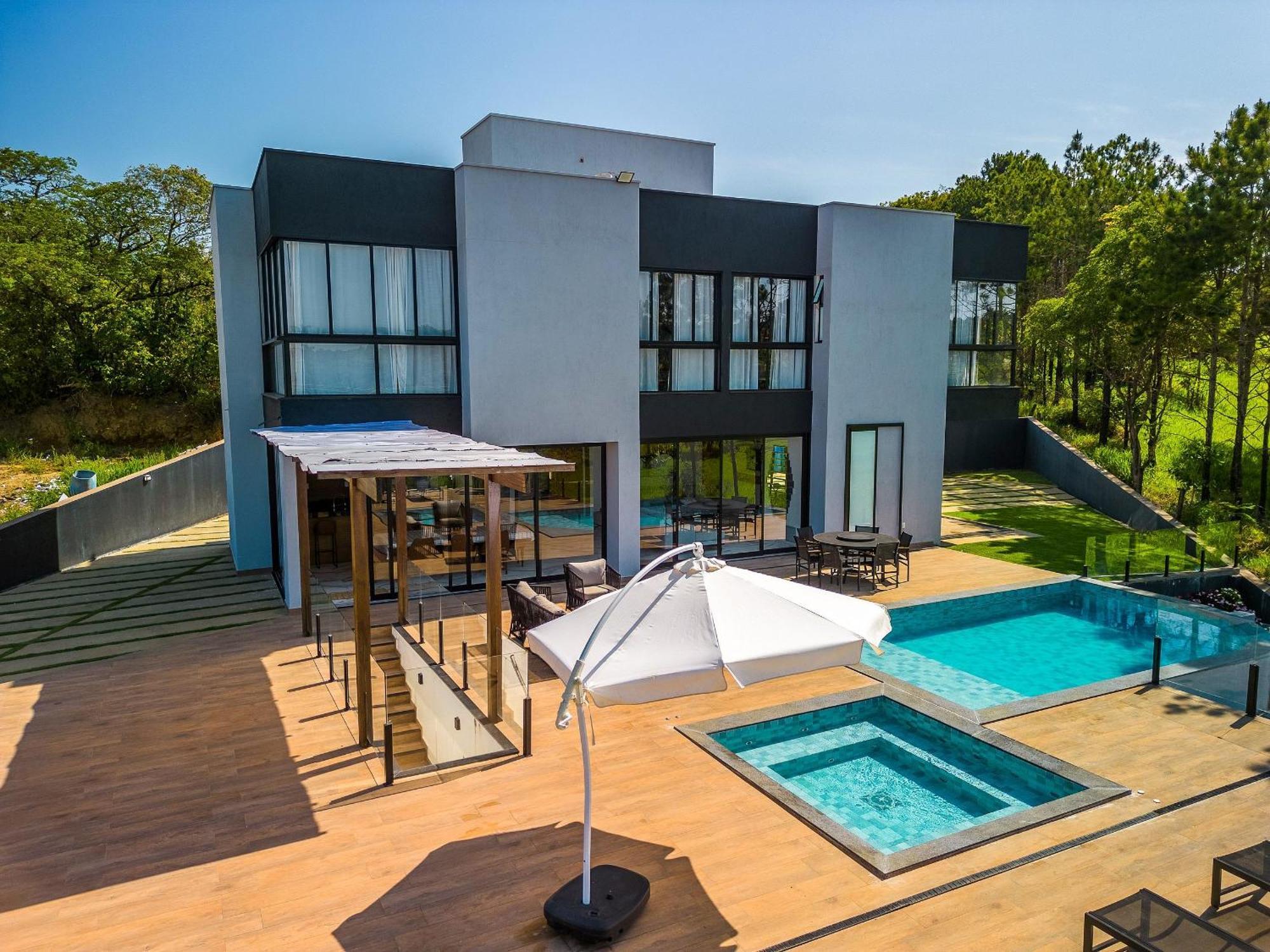 Pousada Com Piscina, Jacuzzi E Com Vista Em Capitolio - Casa Decore المظهر الخارجي الصورة