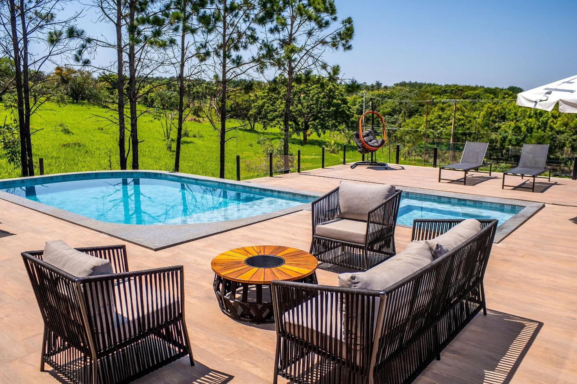 Pousada Com Piscina, Jacuzzi E Com Vista Em Capitolio - Casa Decore المظهر الخارجي الصورة