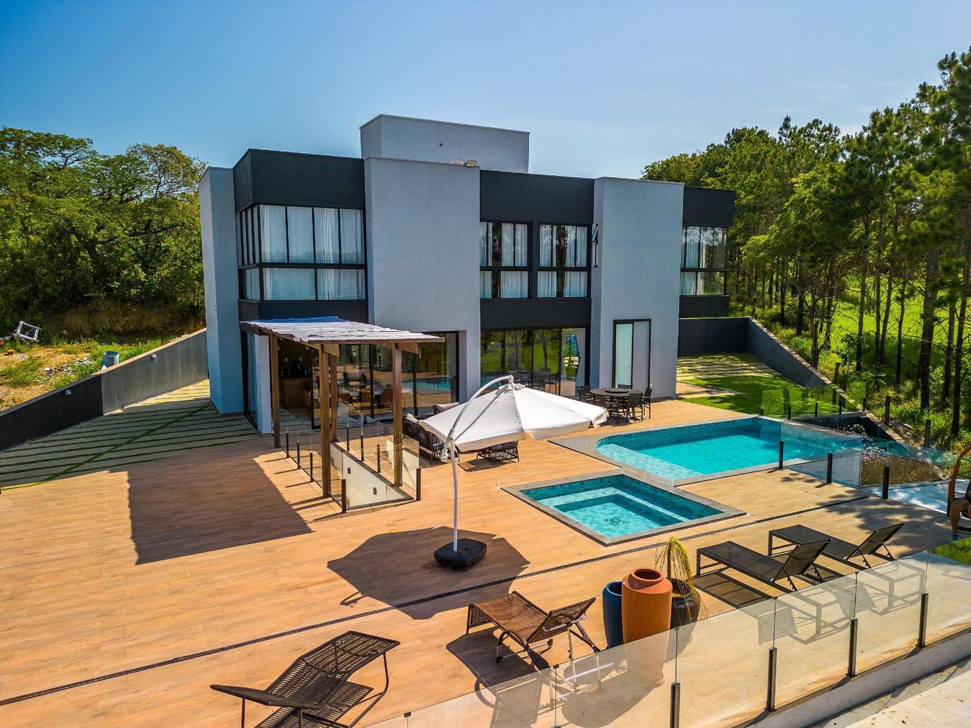 Pousada Com Piscina, Jacuzzi E Com Vista Em Capitolio - Casa Decore المظهر الخارجي الصورة